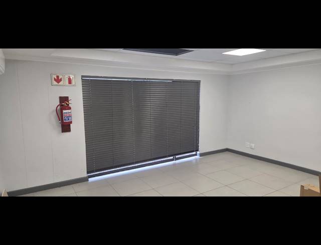 173M² OFFICE TO LET IN SONHEUWEL